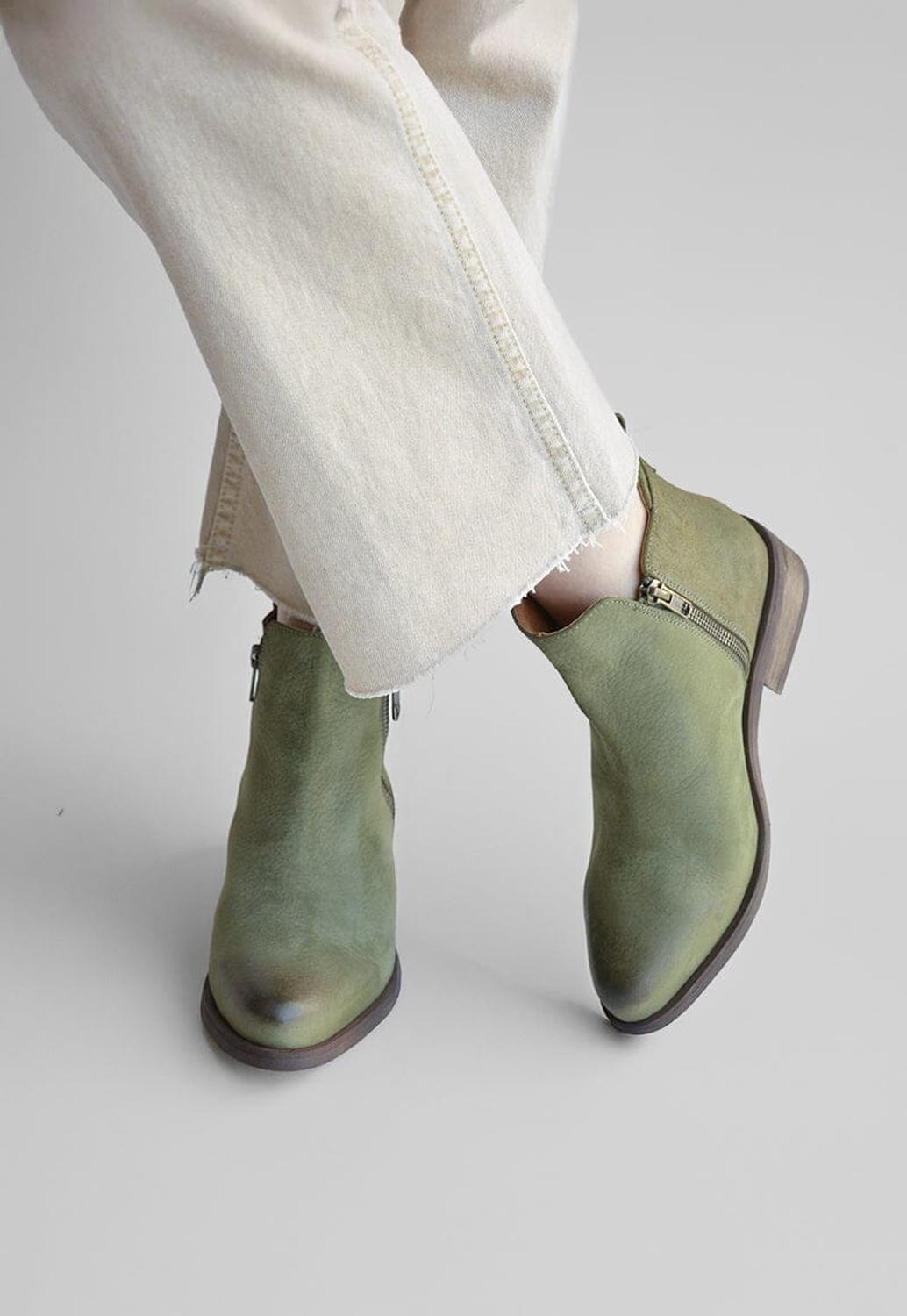 Botin Mujer De Cuero Lena Verde C3-0