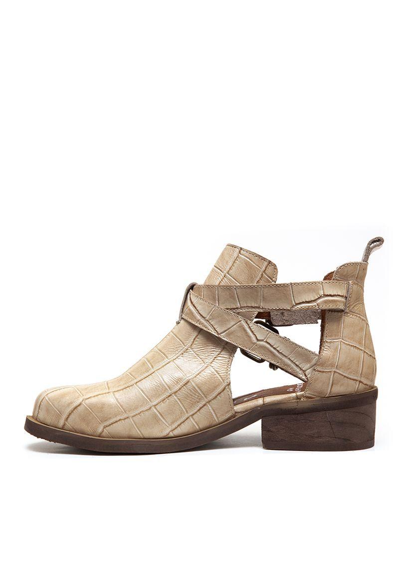 Botin De Cuero Coati C2 Beige Giani Dafirenze-4