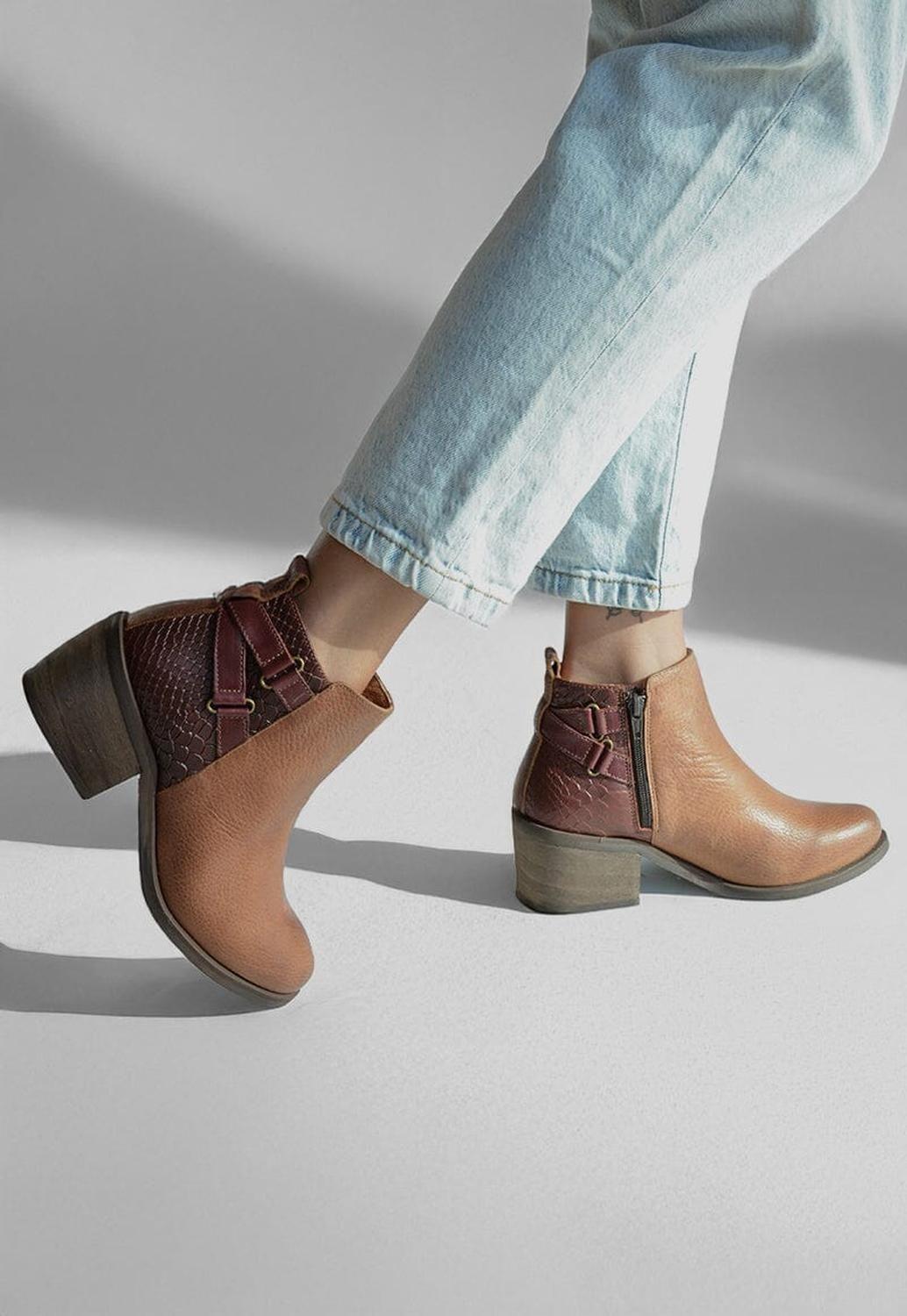 Botin Mujer De Cuero Olga Café C5-1