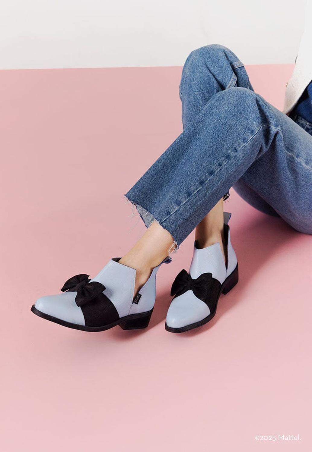 Botin Barbie De Cuero Mollie Negro Celeste C2-7