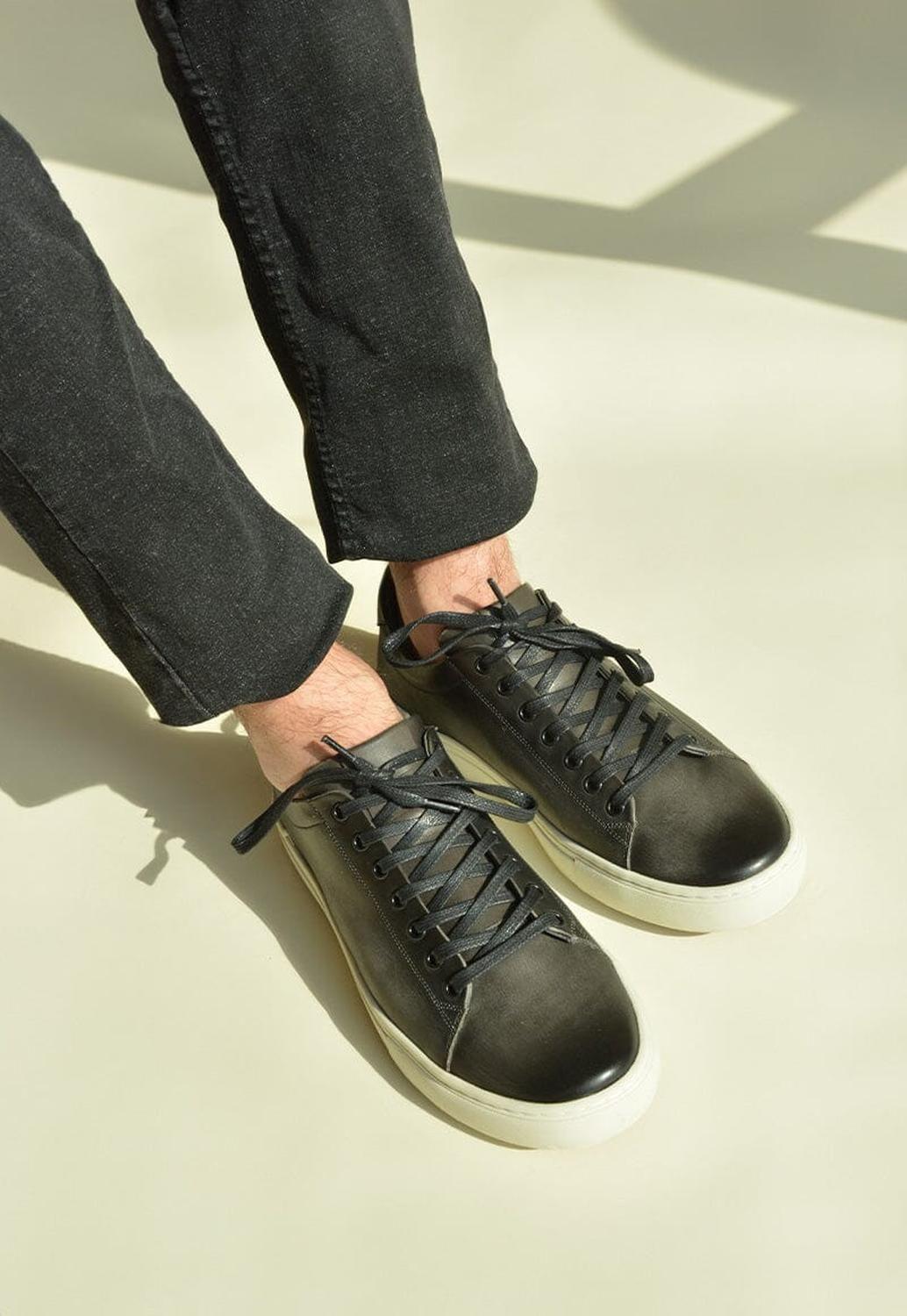 Zapatilla Hombre De Cuero Lilo Negro C2-1