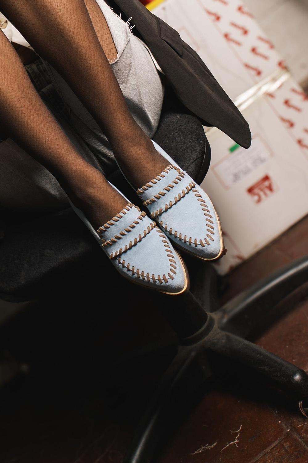 Zapato Cuero Mujer Rastro Celeste Taupe-4