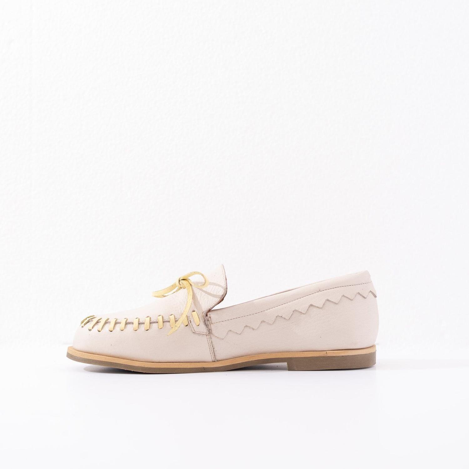 Mocasin Cuero Mujer  Delta Beige Amarillo-2