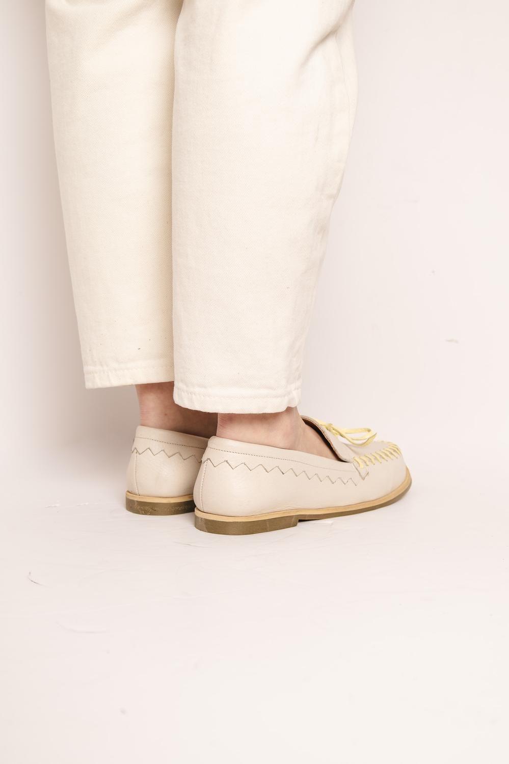 Mocasin Cuero Mujer  Delta Beige Amarillo-7