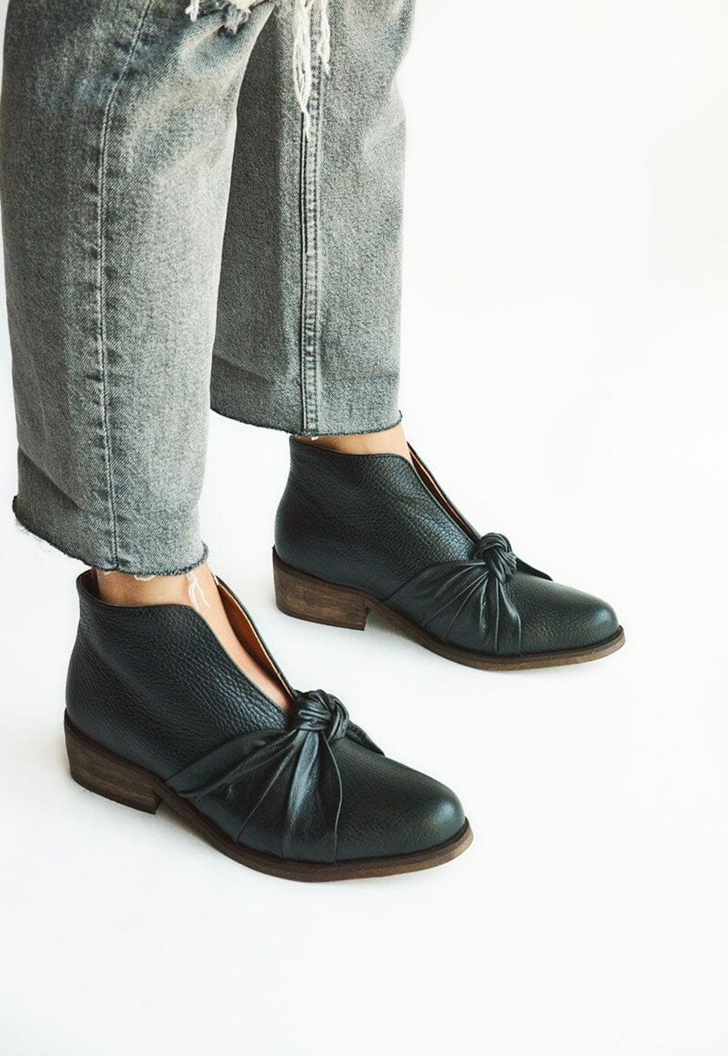 Botin Mujer De Cuero Florence Negro C1-1