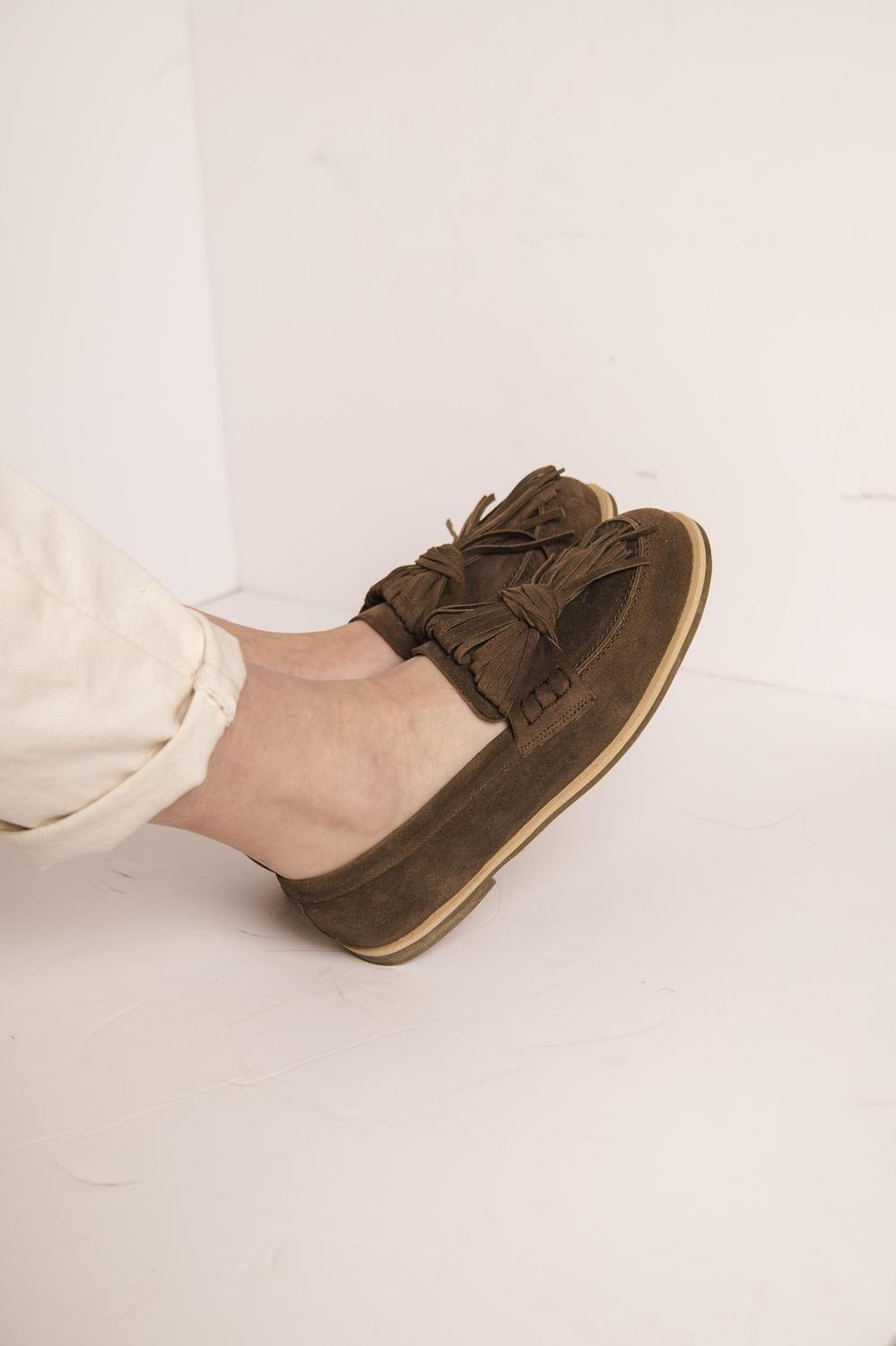 Mocasin Cuero Mujer  Flora Taupe-3