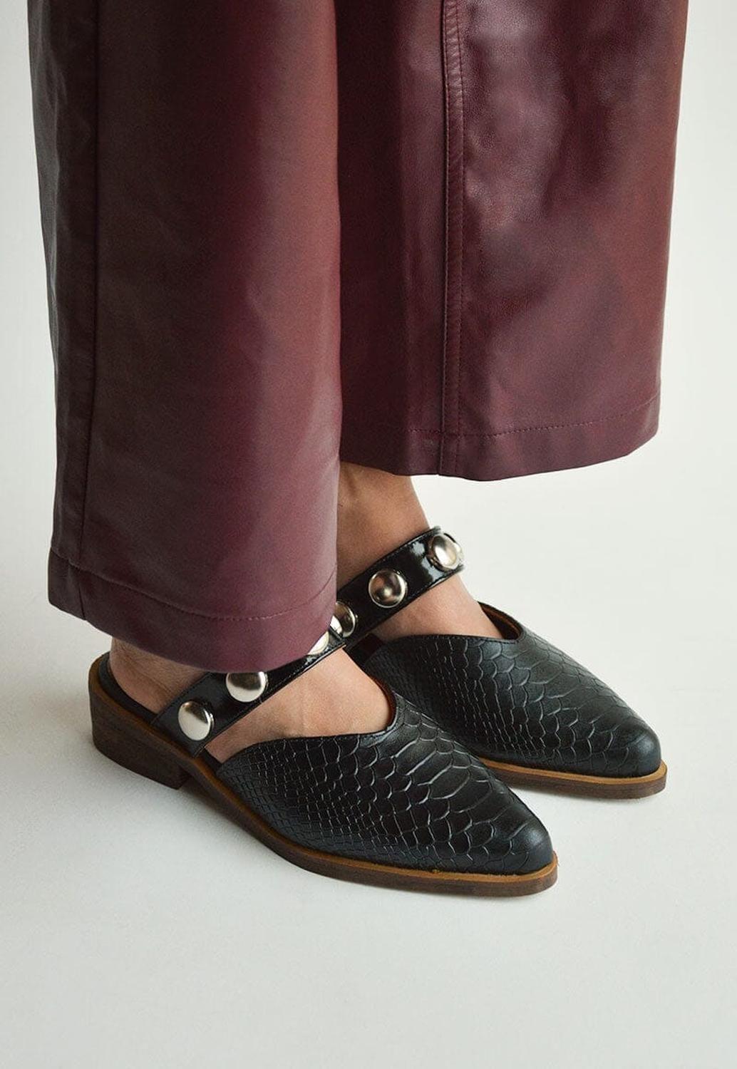 Babucha Mujer De Cuero Pibi Negro C45-0
