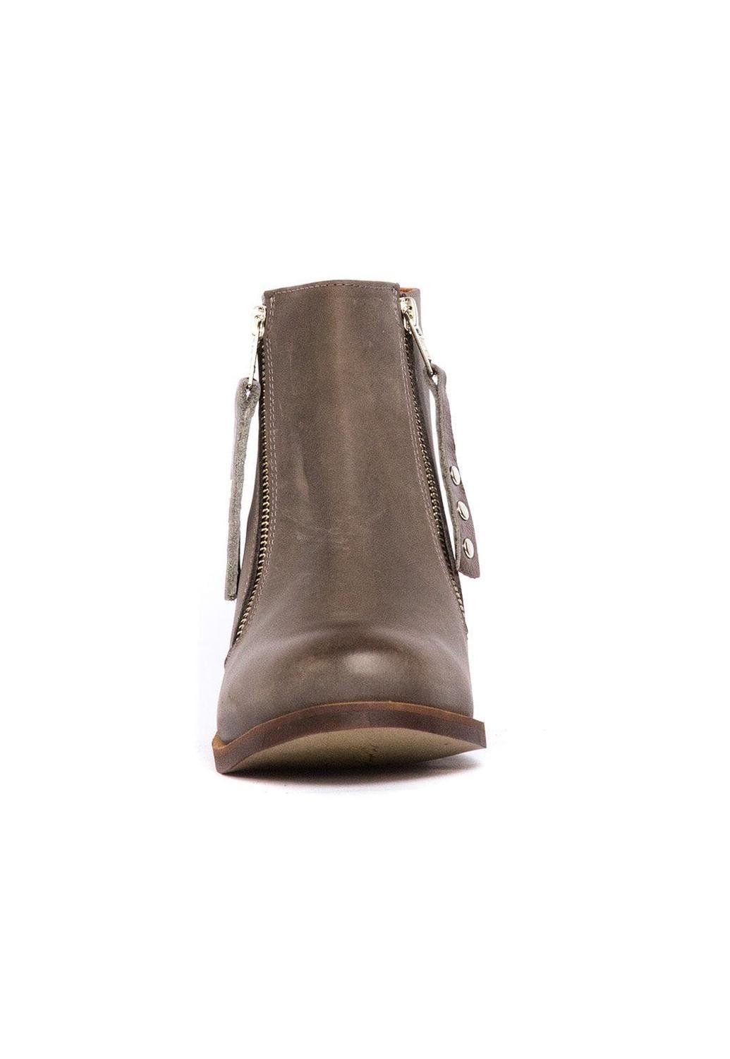 Botin Mujer De Cuero Sai Gris C13-1