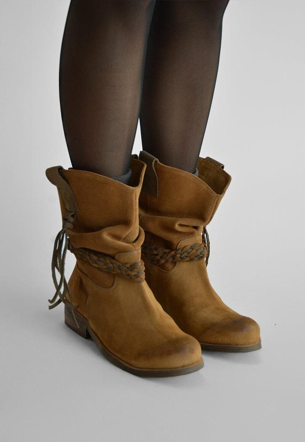 Bota Mujer De Cuero Camila Camel C2-0