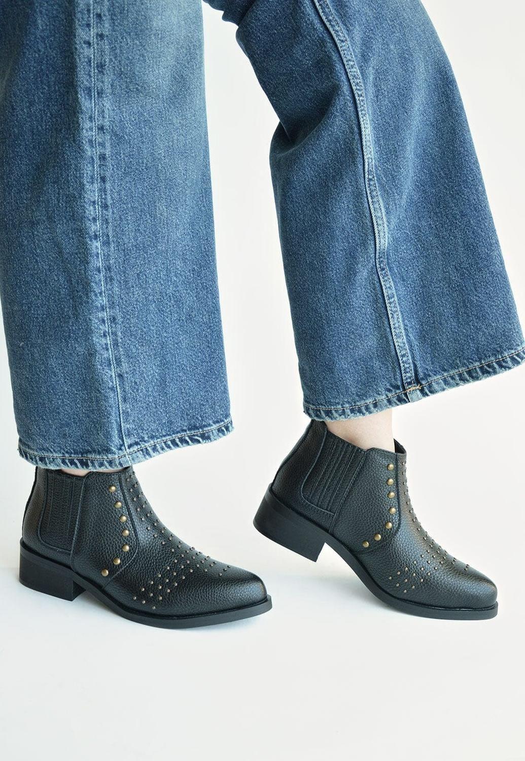Botines Mujer De Cuero Yal Negro C16-1
