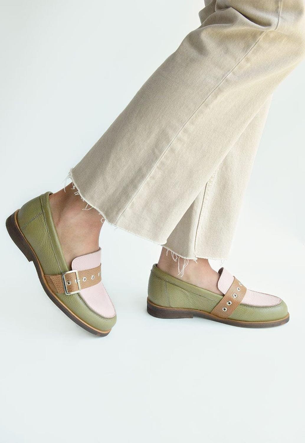 Mocasin Mujer De Cuero Amelia Verde Rosa C2-6