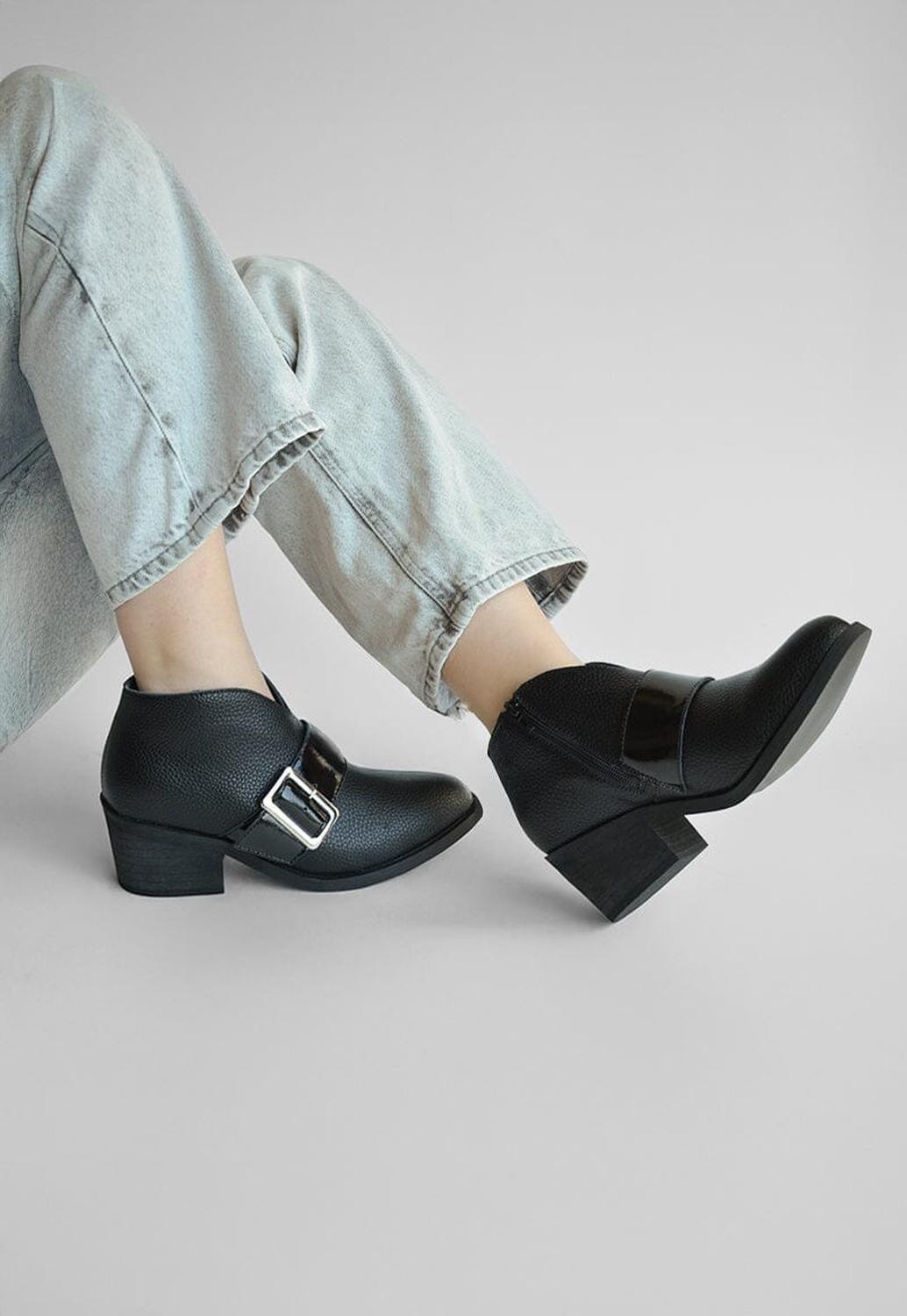 Botines Mujer De Cuero Focha Negro C13-5