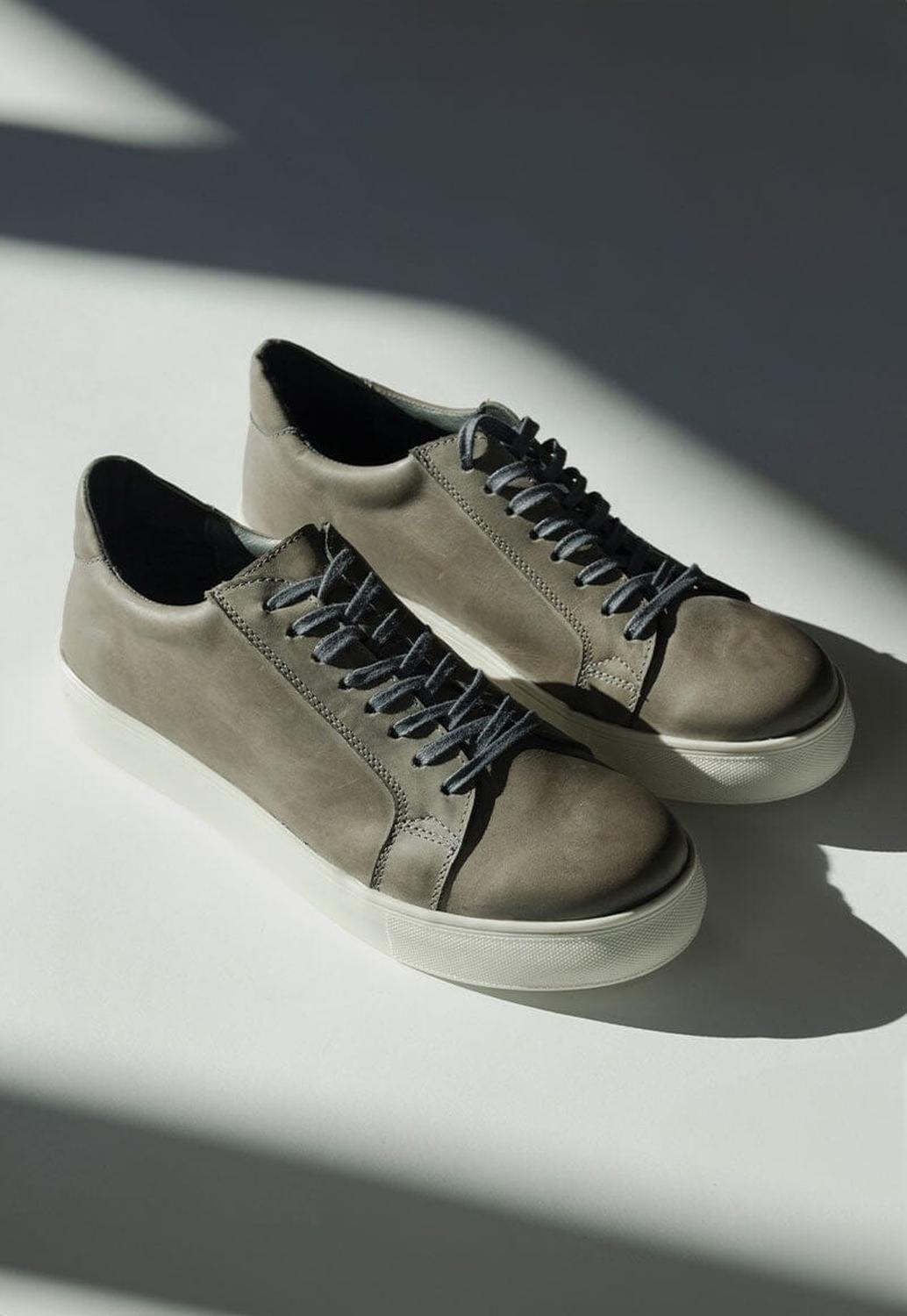 Zapatilla Hombre De Cuero Landa Gris C2-5