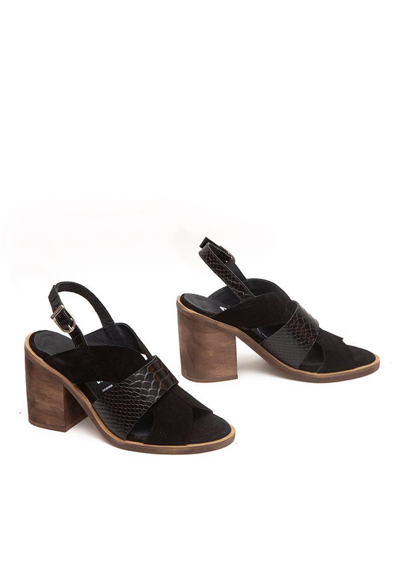 Sandalia De Cuero Macadamia C1 Negro Giani Dafirenze-2