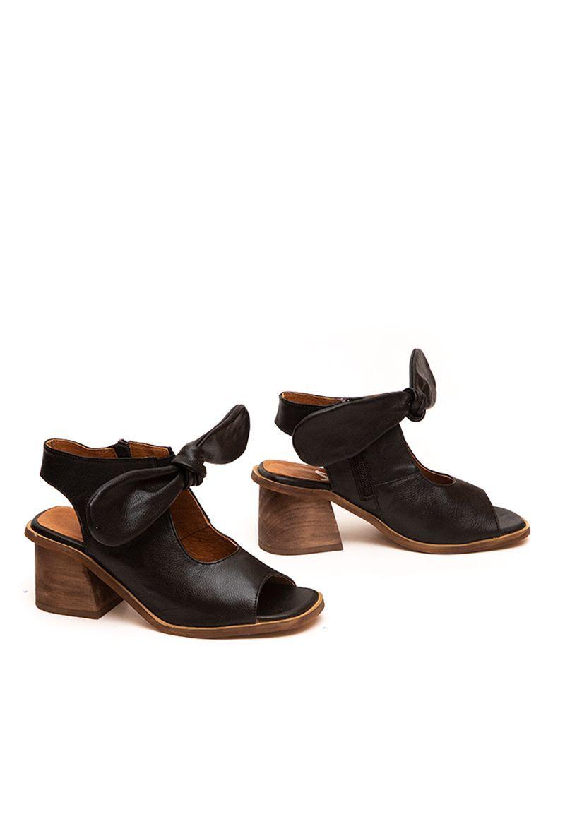 Sandalia De Cuero Quilaco C5 Negro Giani Dafirenze-2