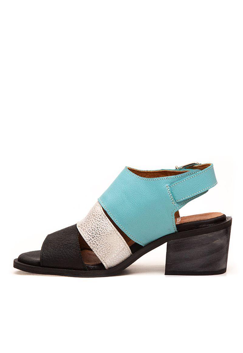 Sandalia De Cuero Cascanueces C7 Negro Giani Dafirenze-0