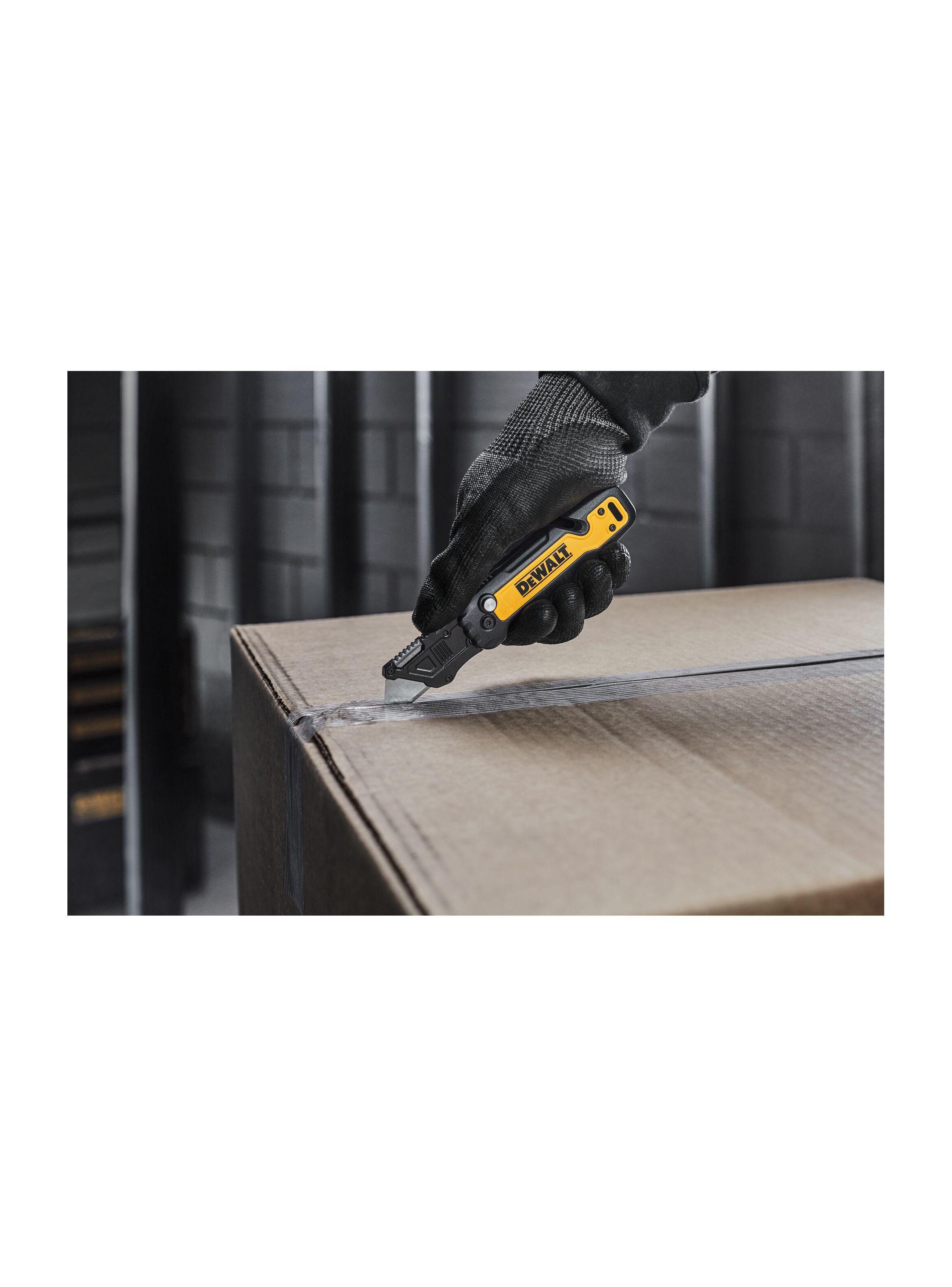 Cuchillo plegable con almacenamiento DEWALT DWHT10992-6