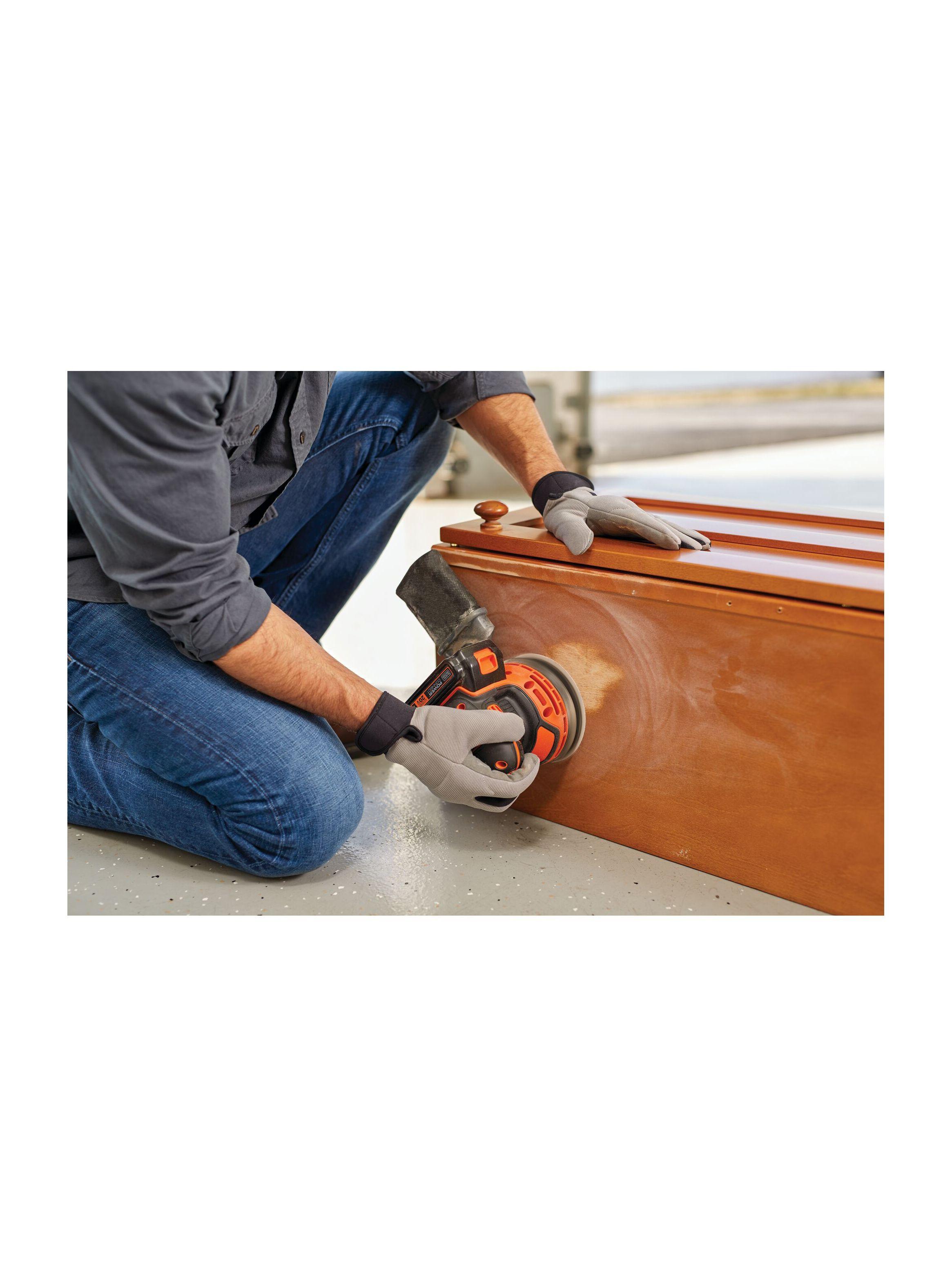Lijadora Rotorbital 20V BLACK+DECKER BDCRO20C-B2C-4
