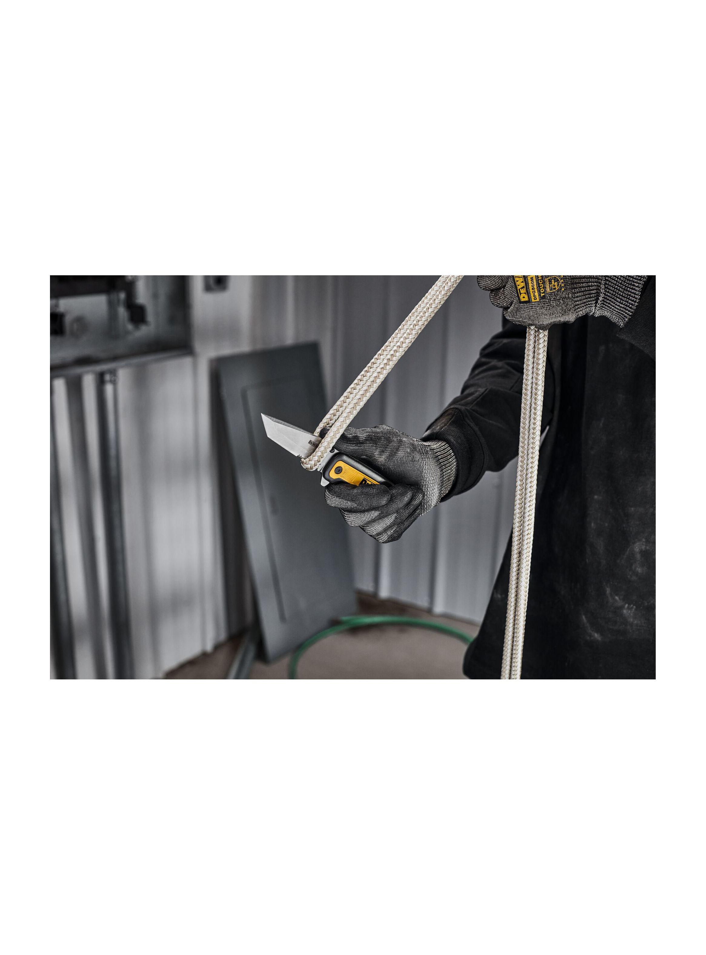 Navaja de bolsillo con dientes de sierra DEWALT DWHT10994-5