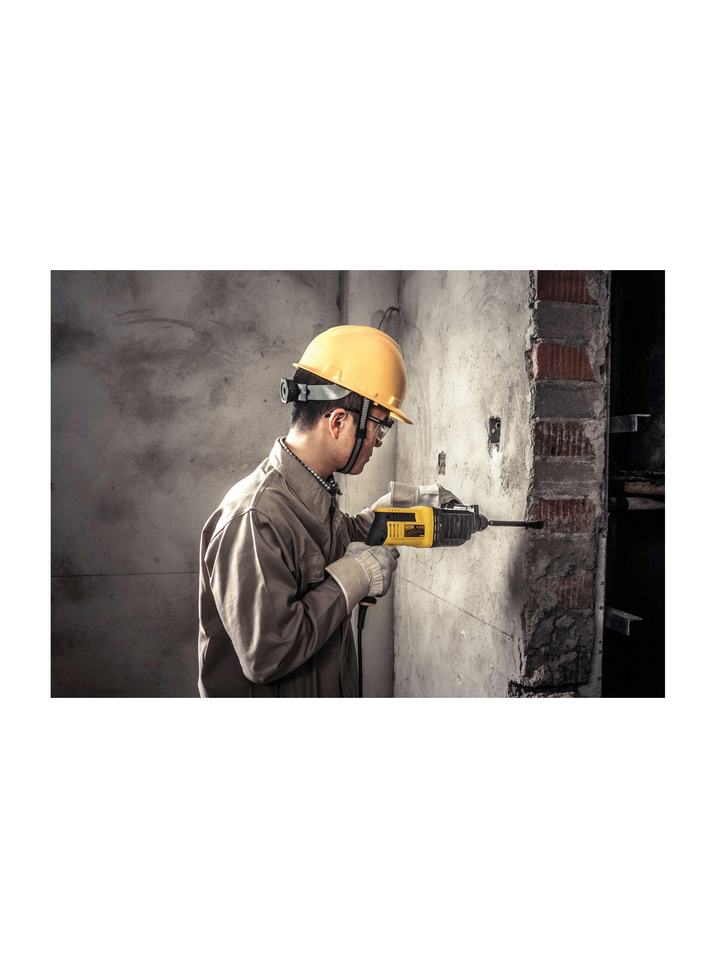 Rotomartillo SDS PLUS 20mm 620W Stanley STHR202K-B2C-4