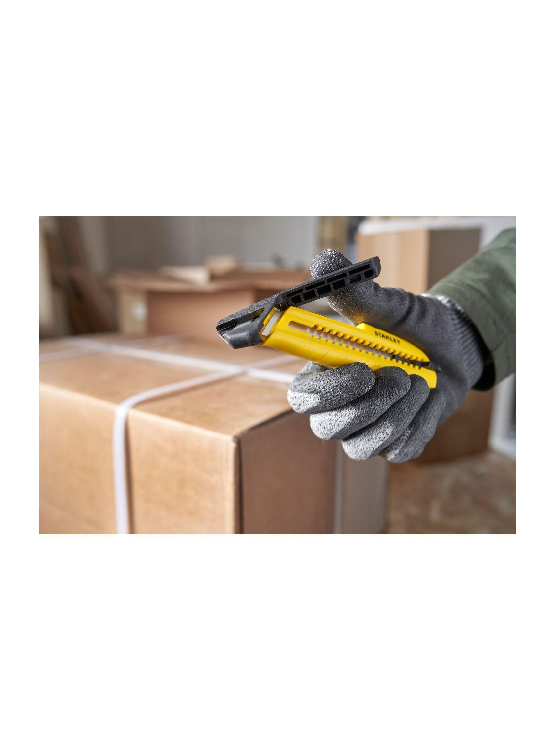Cuchilla con cortador de hoja 18mm STANLEY STHT10489-4