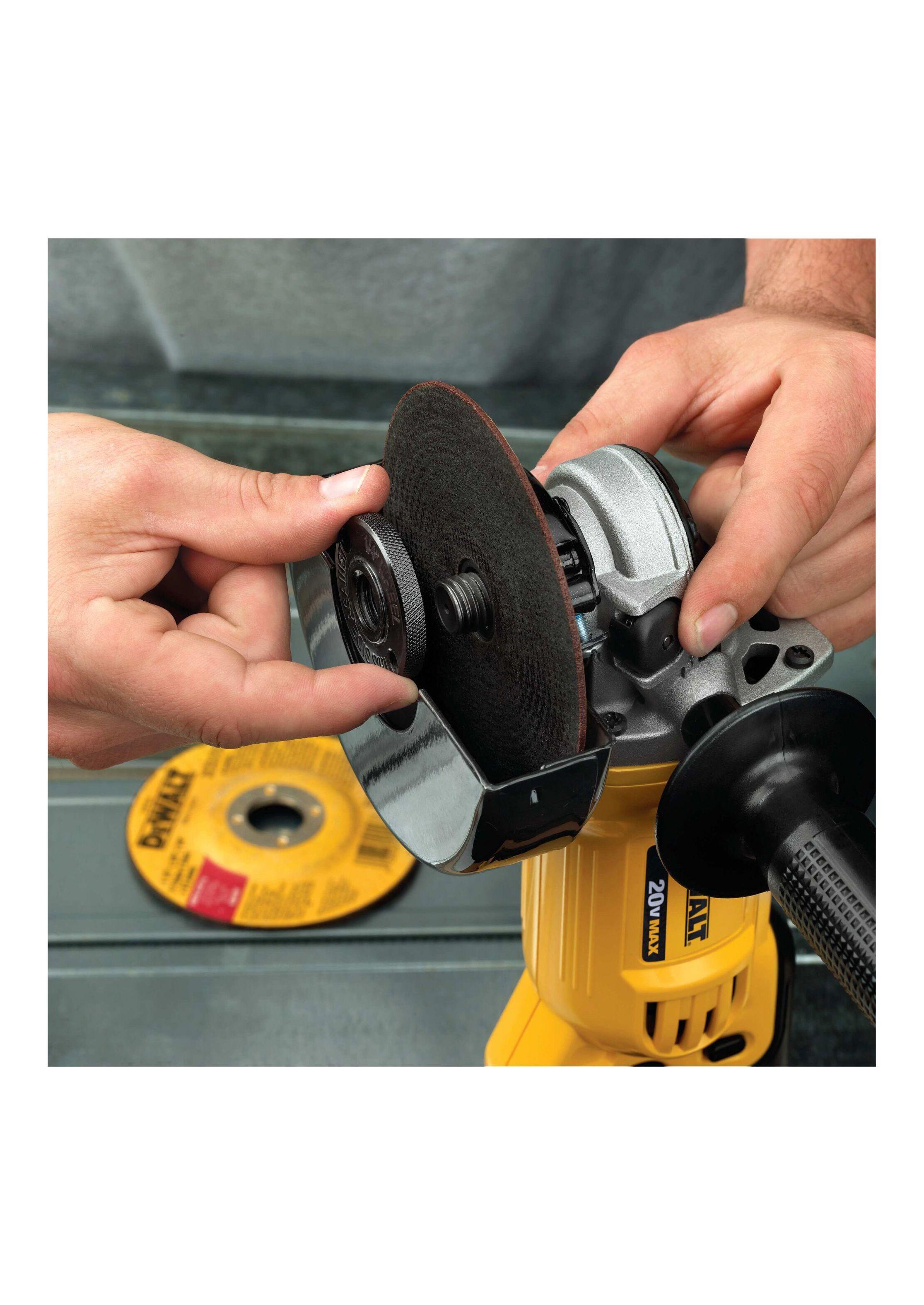 Esmeril Angular 4-1/2" 20V BRUSHLESS DEWALT DCG412B-B2-4