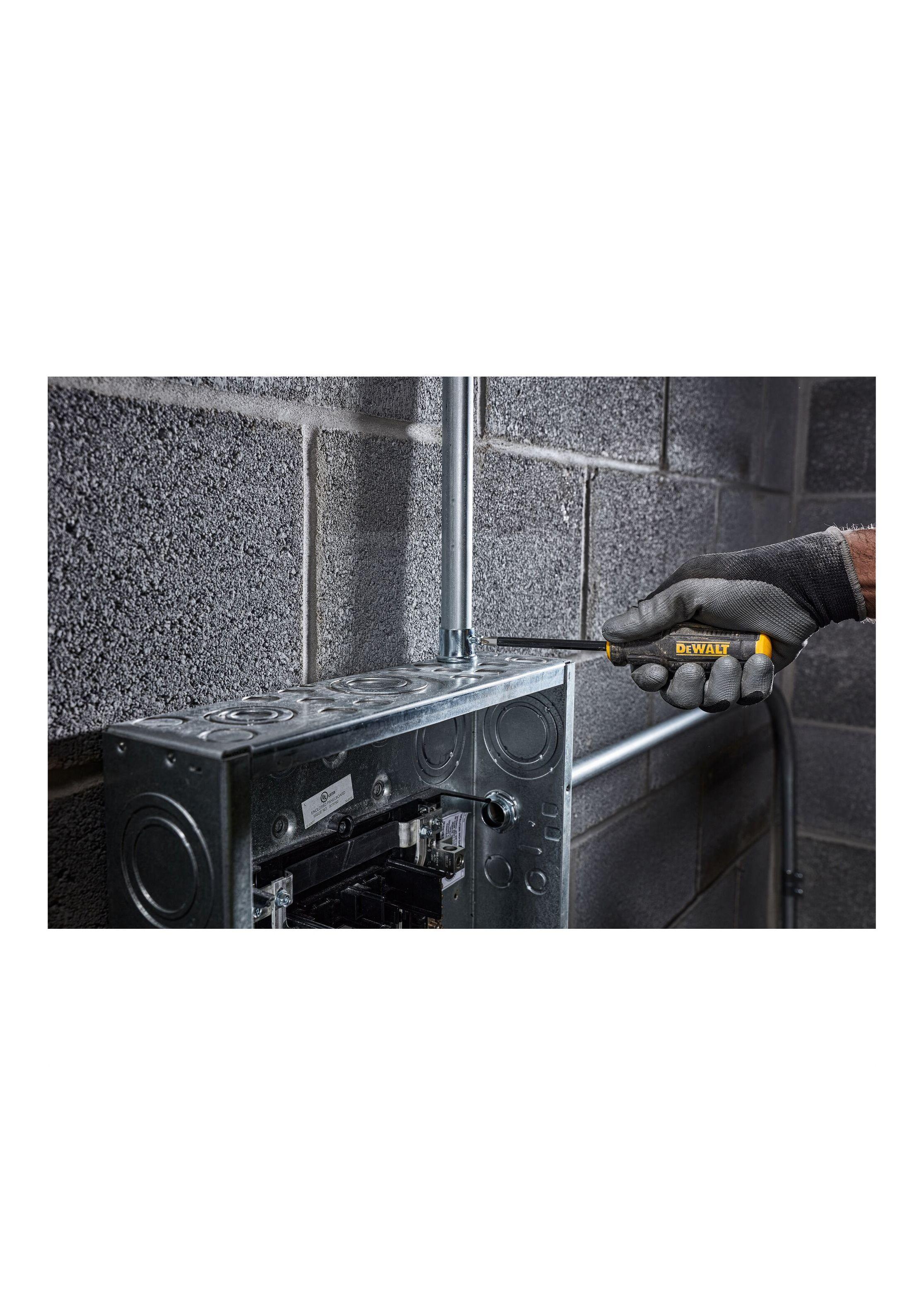 Set 8 destornilladores MAXFIT DEWALT DWHT65102-4