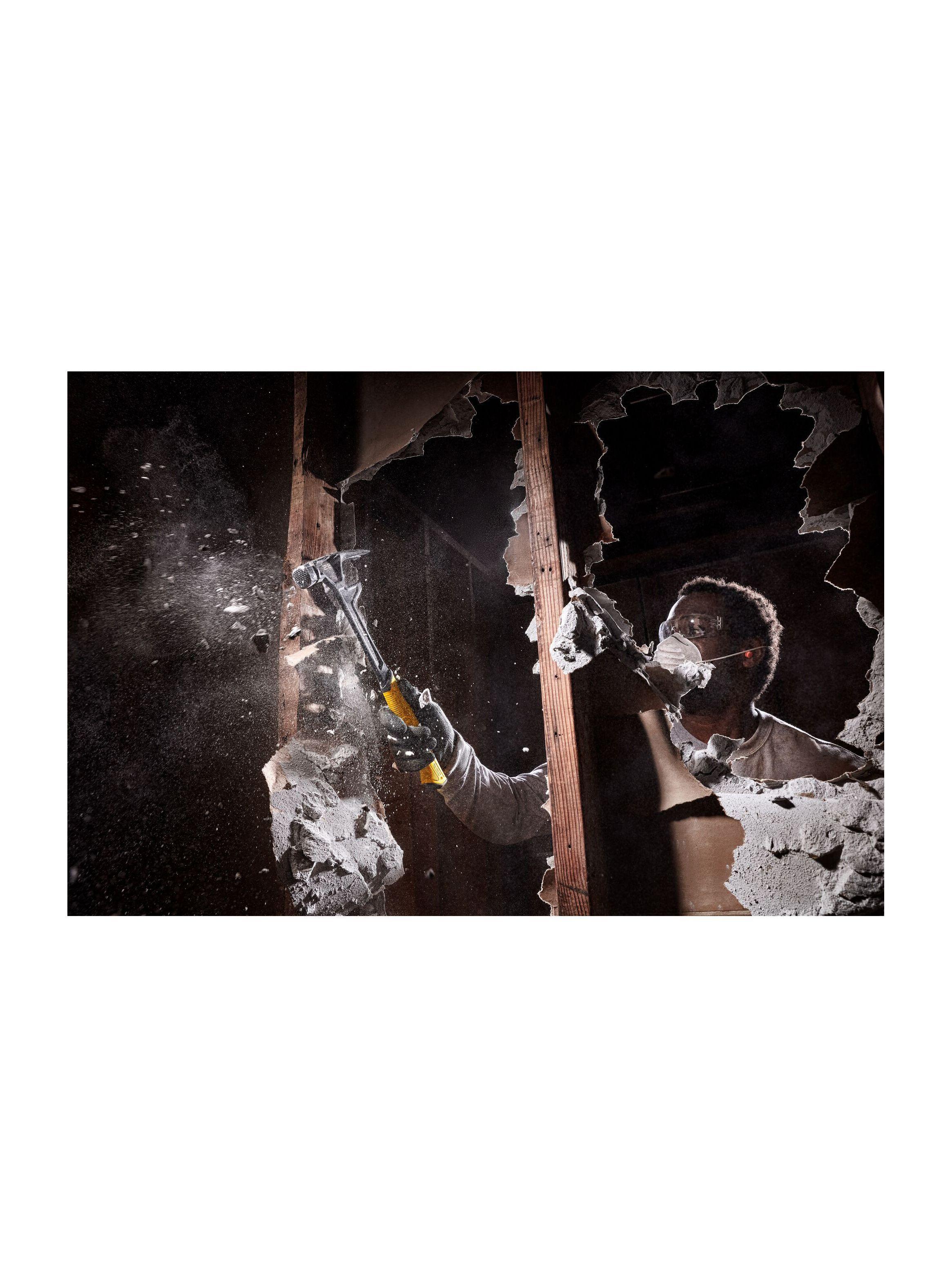 Martillo de demolición TOUGHSERIES 22oz DEWALT DWHT51008-0-4