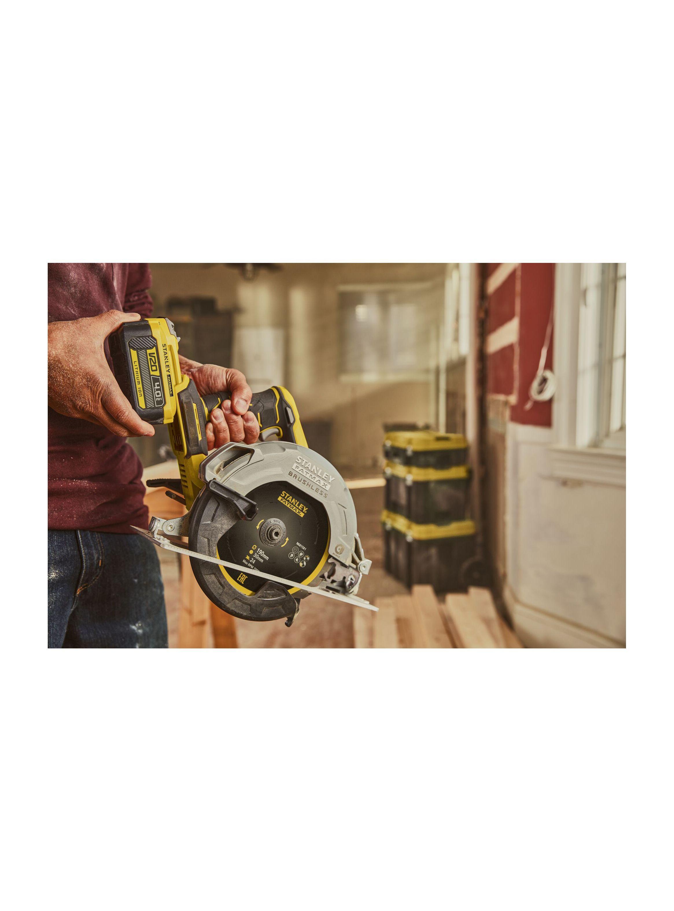 Sierra circular 7-1/4" 20V + Regalo Batería y Cargador STANLEY SBC550-BS-4