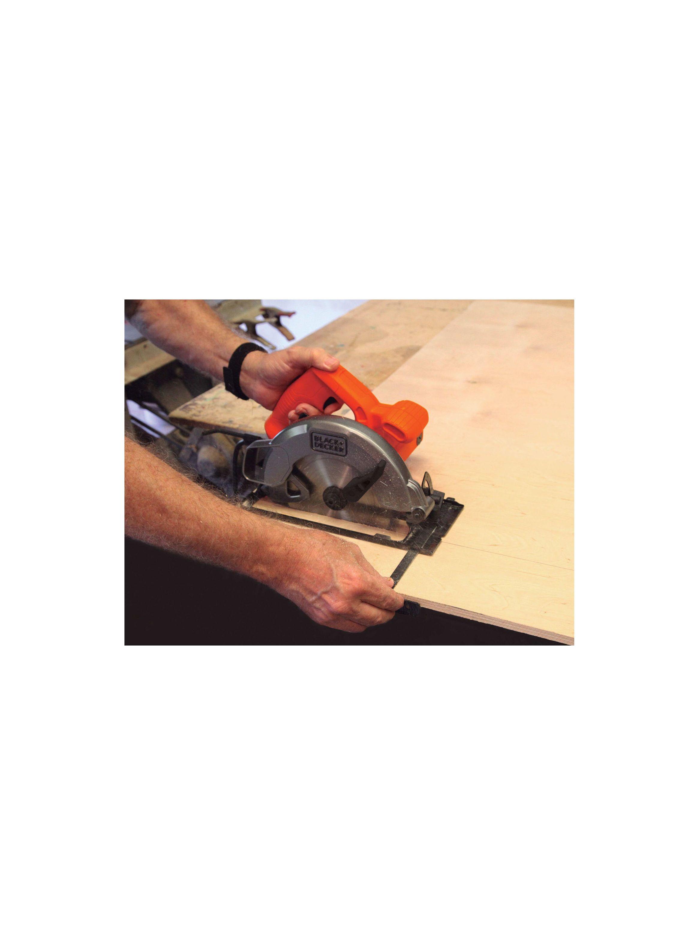 Sierra circular 1400W BLACK+DECKER CS1004-B2C-4