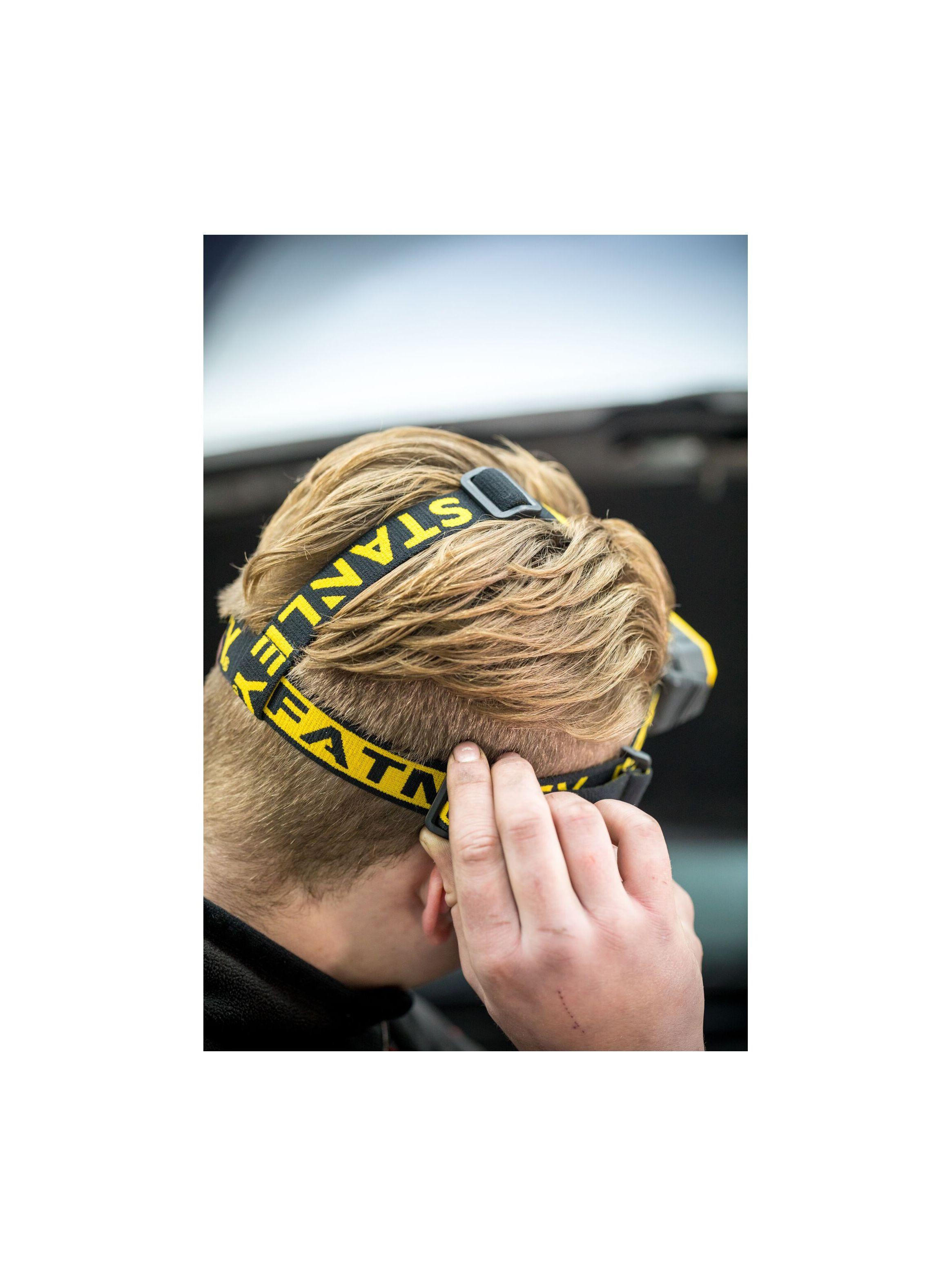 Linterna frontal LED FATMAX STANLEY FMHT81509-0-2