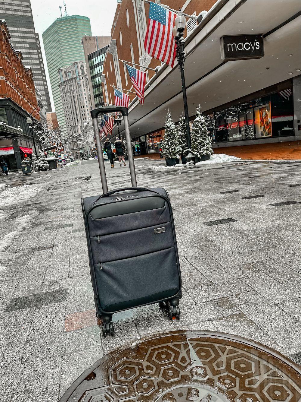 Maleta Blanda Hannover S con USB Negro Head  -9