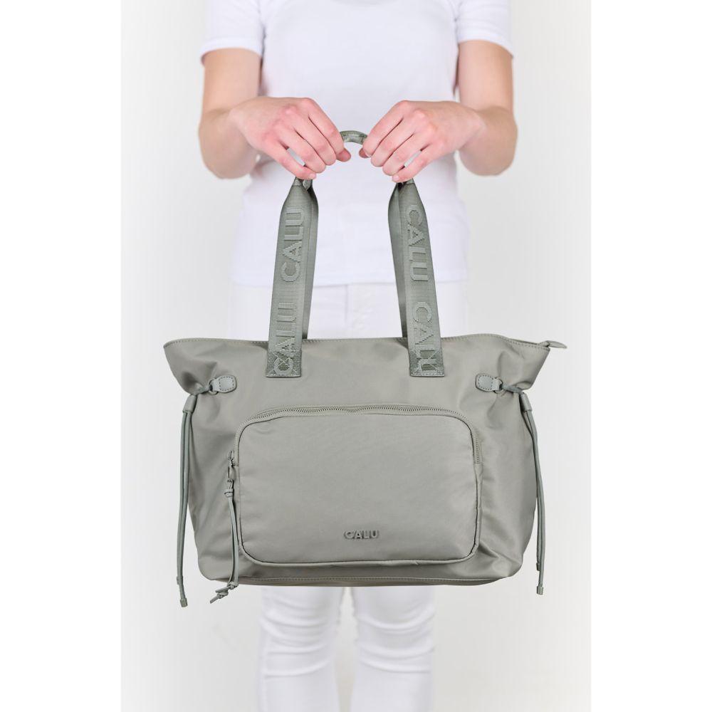 Cartera Tote Ginger Grande Dusty Verde Calu-5