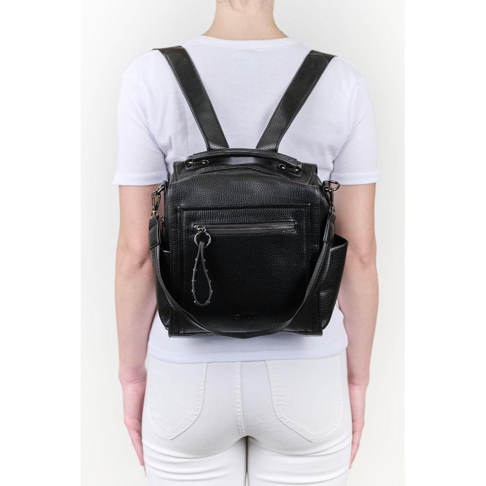 Mochila Eleanor Mediana Negro Calu-7