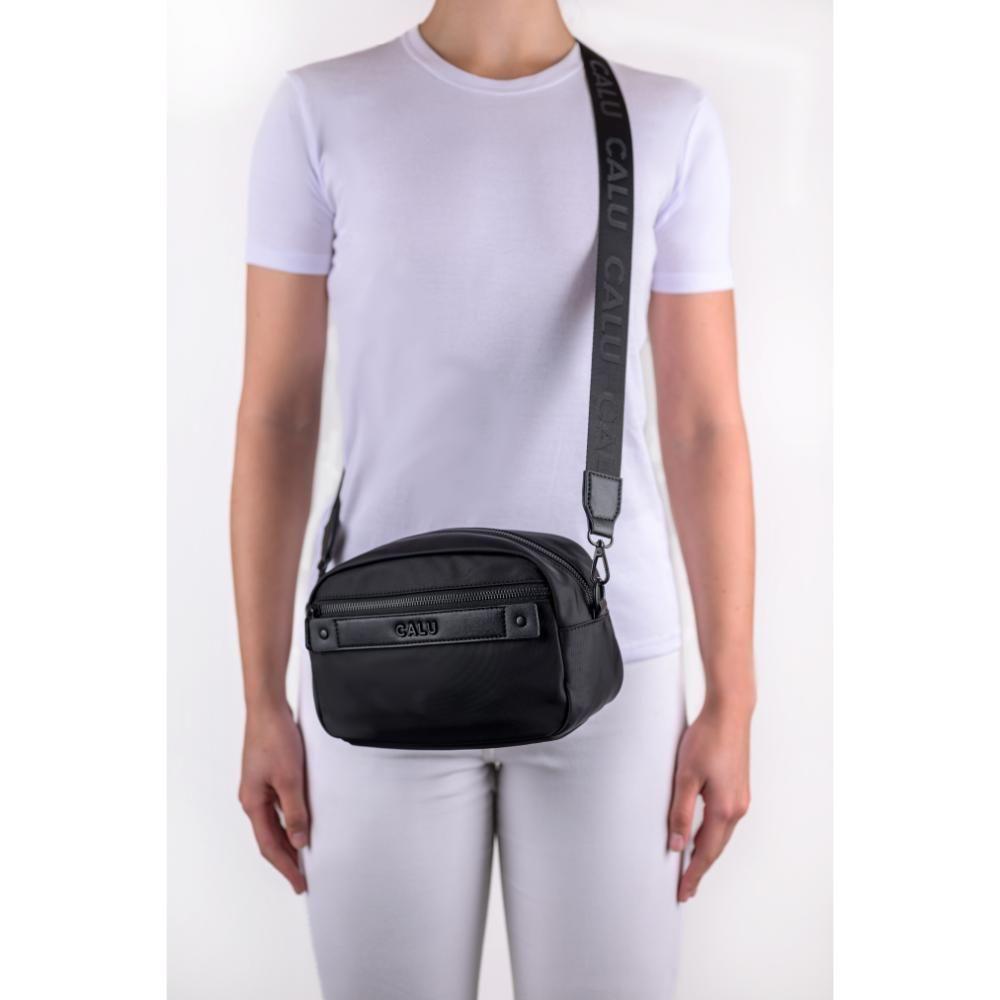 Cartera Bandolera Pequeña Eva Negro Calu-6