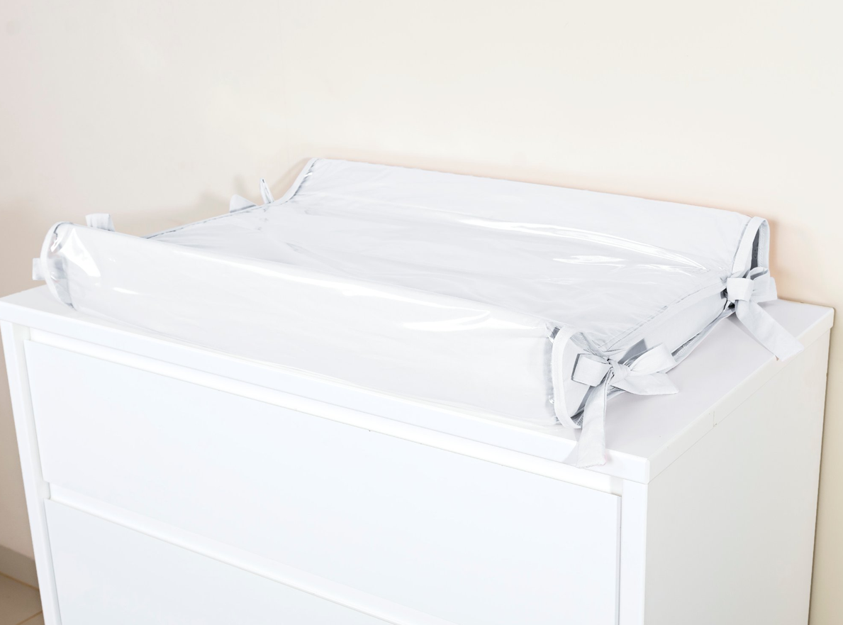 MUDADOR ANATOMICO BLANCO IMPERMEABLE-3
