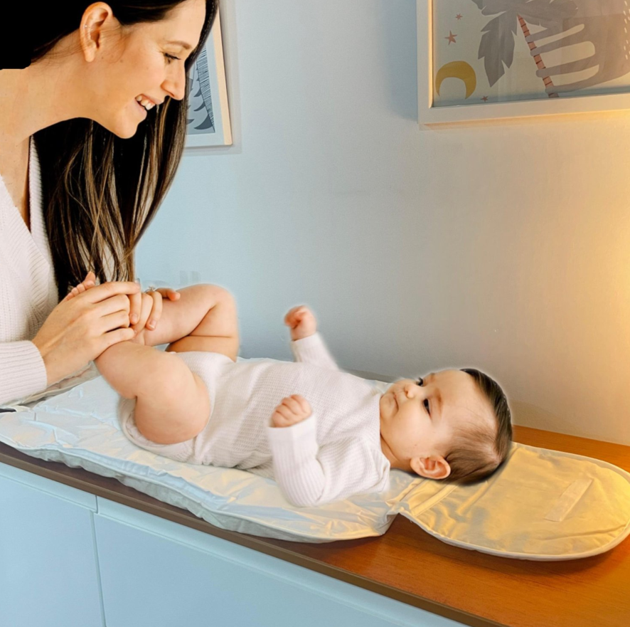 MUDADOR PORTÁTIL IMPERMEABLE BEIGE-3