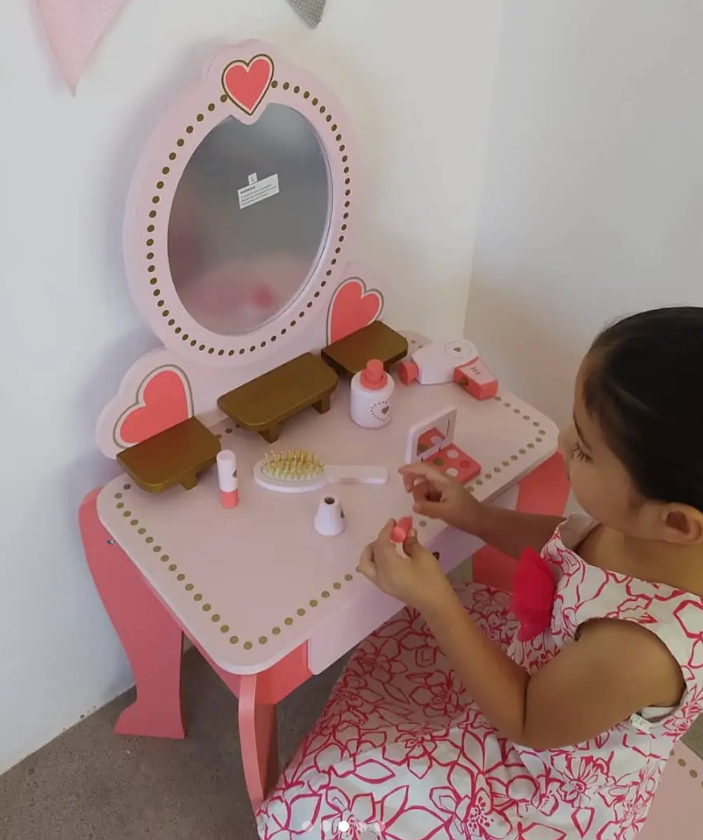 TOCADOR LOVE ROSADO CON ACCESORIOS-4