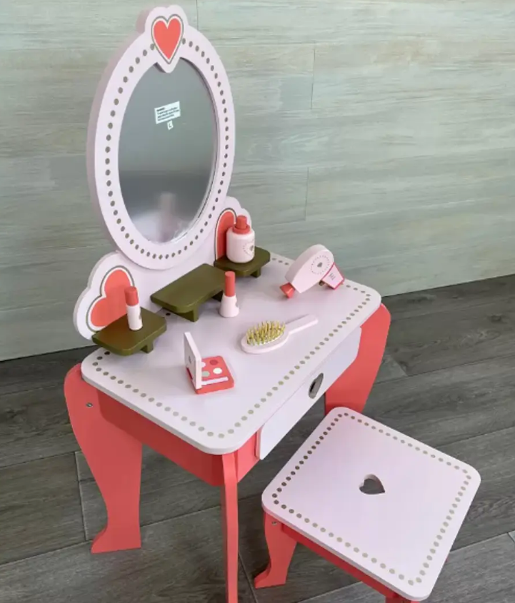 TOCADOR LOVE ROSADO CON ACCESORIOS-6