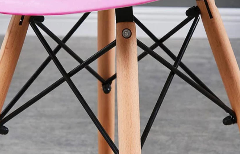 SILLA INFANTIL EAMES ROSADA-2