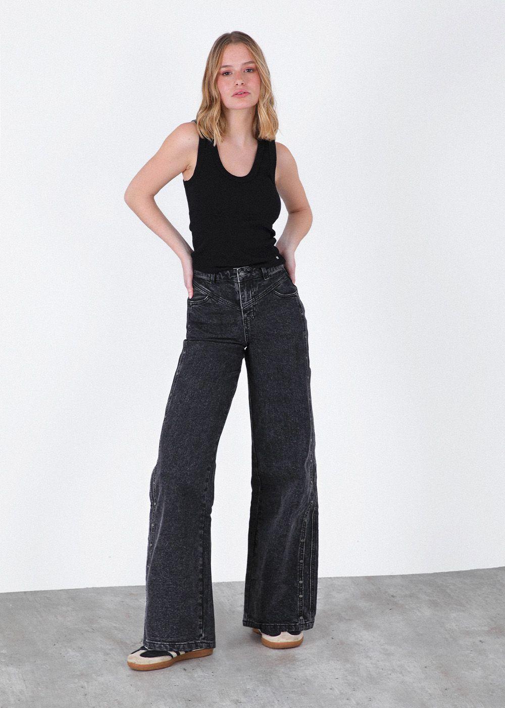 Pantalón Cortes Negro Mujer Raindoor-1