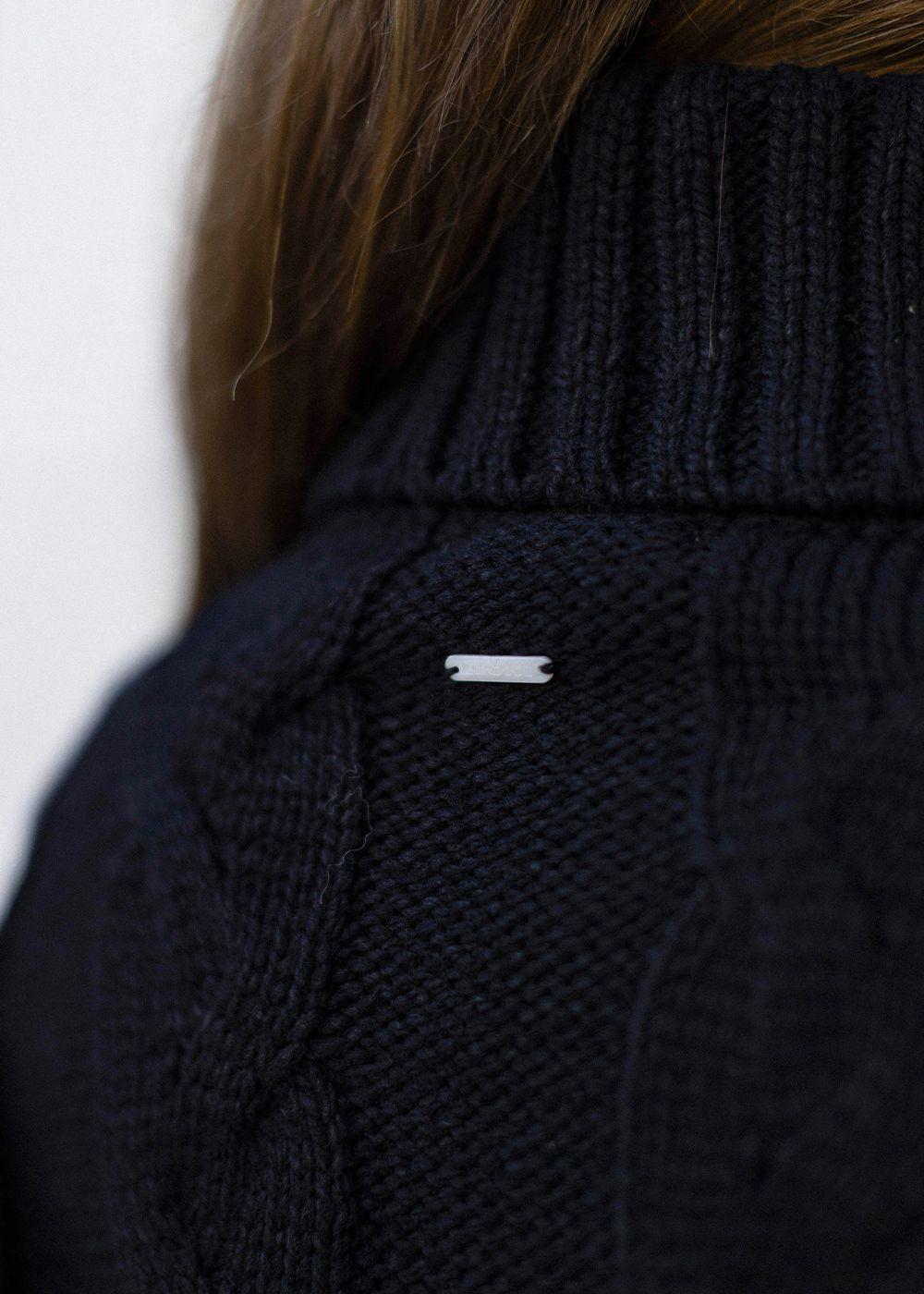Sweater Trenzado Negro Mujer Raindoor-2