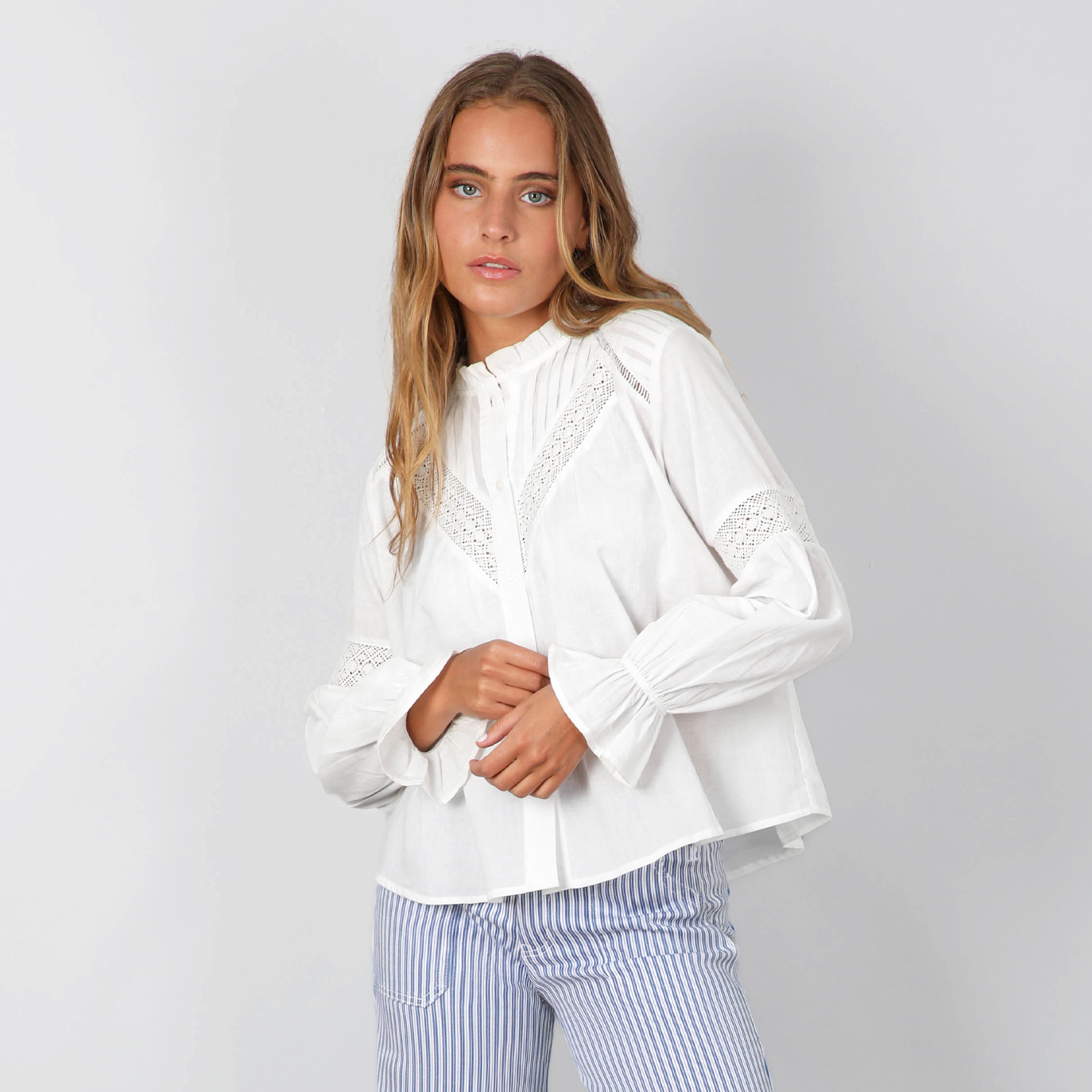 Blusa Pliegues Broderie Blanco Mujer Raindoor-0