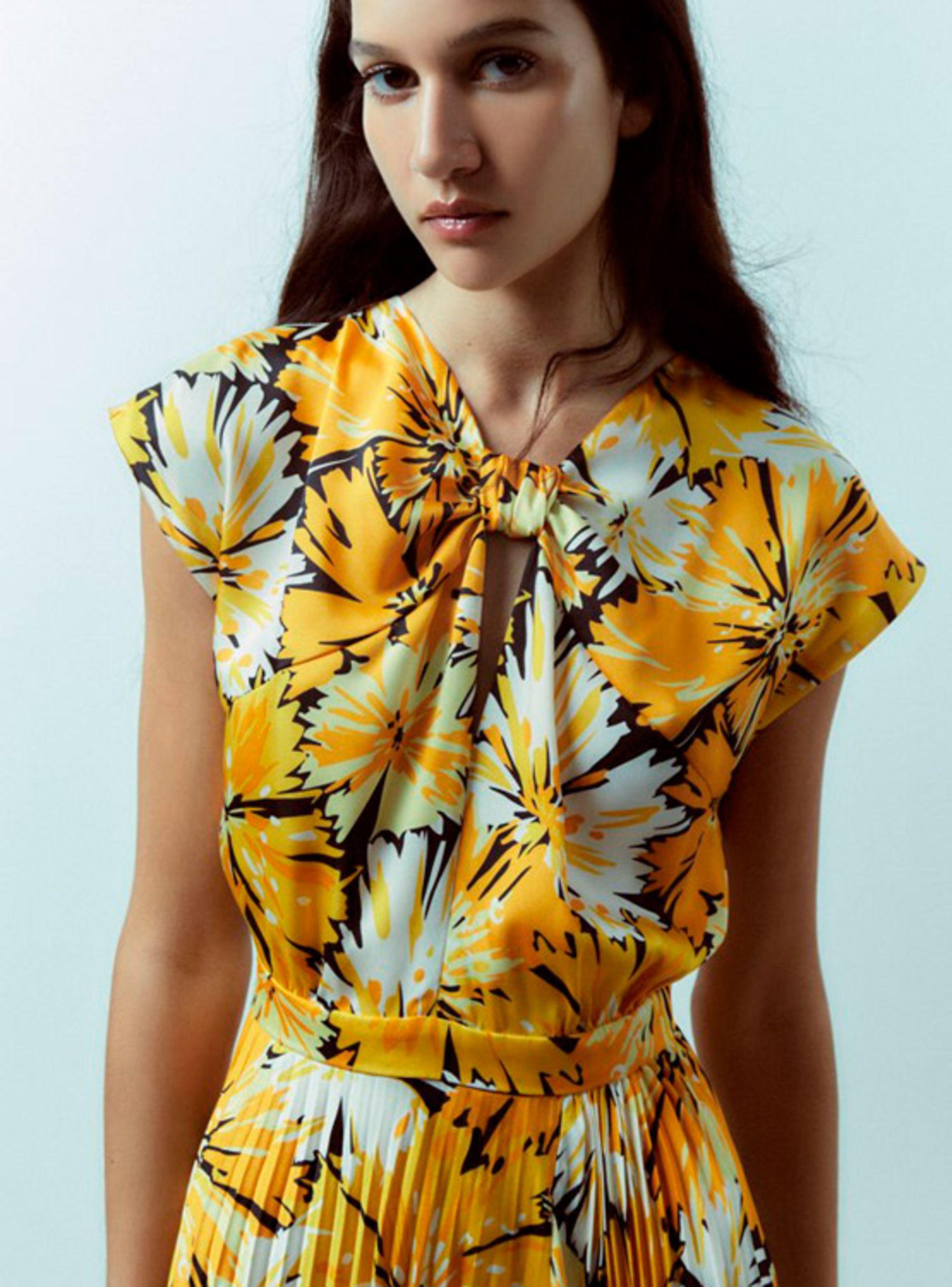 Vestido Largo Sfera Plisado Mostaza-4