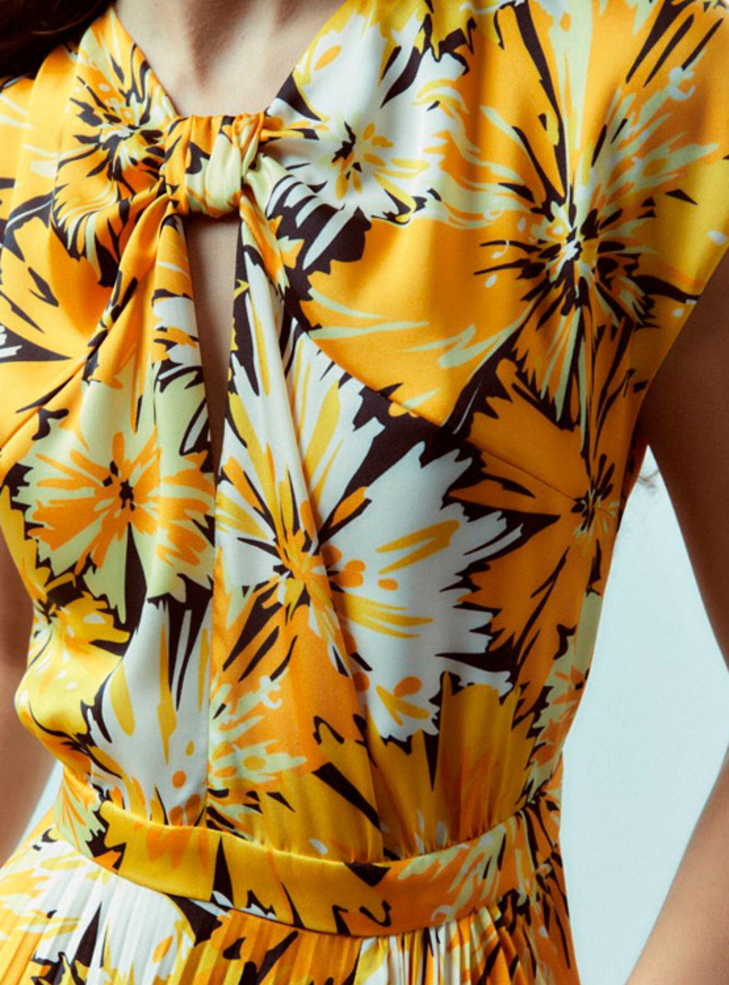 Vestido Largo Sfera Plisado Mostaza-6