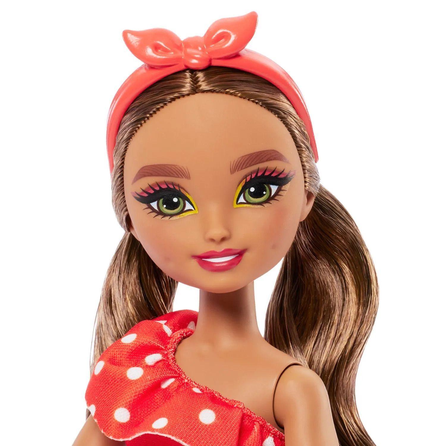 Dream Besties Muñeca Teresa de Playa Barbie-4
