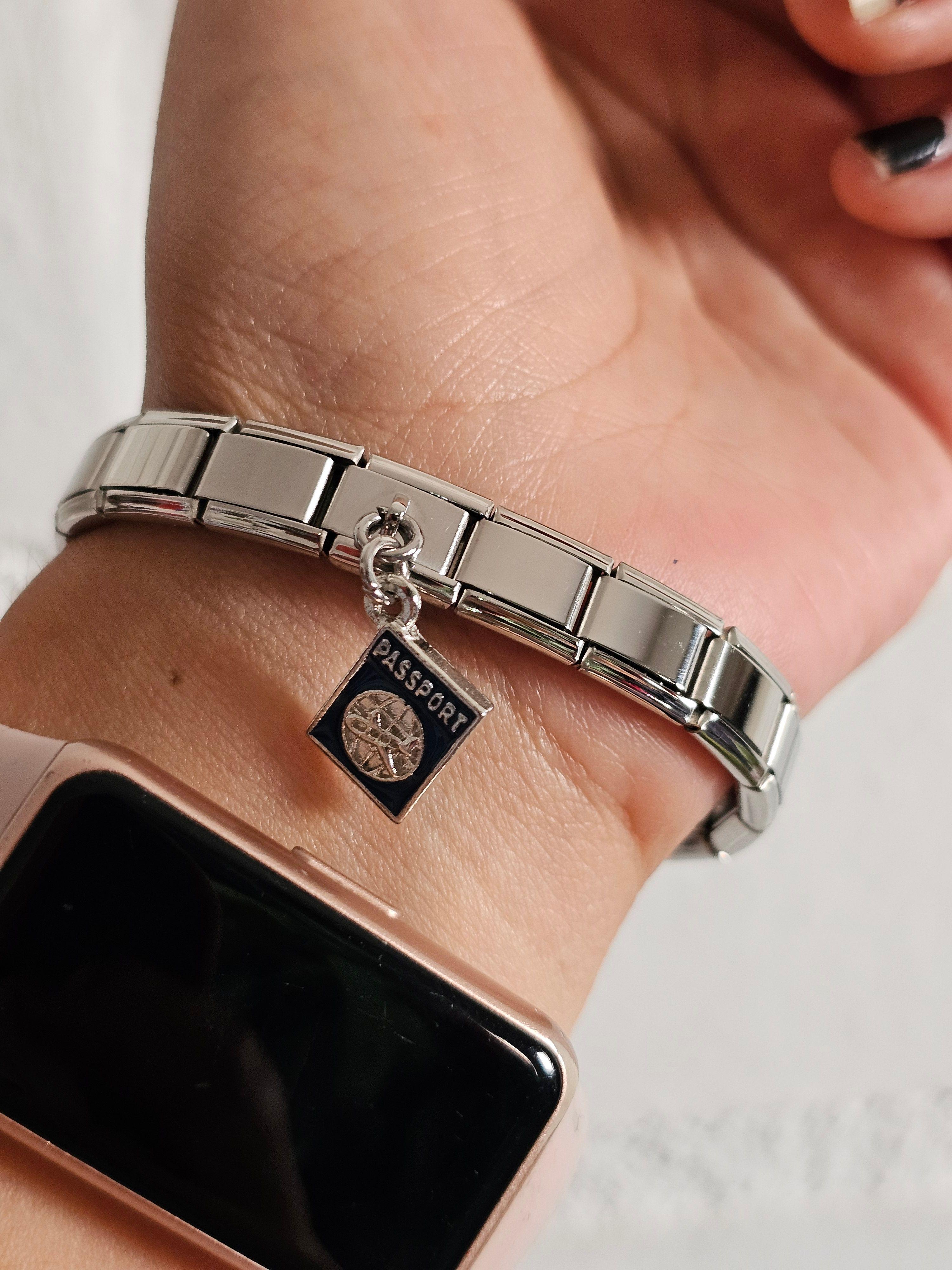 Pack Brazalete Italiano + Pulsera Plateada + Charms Pasaporte-2