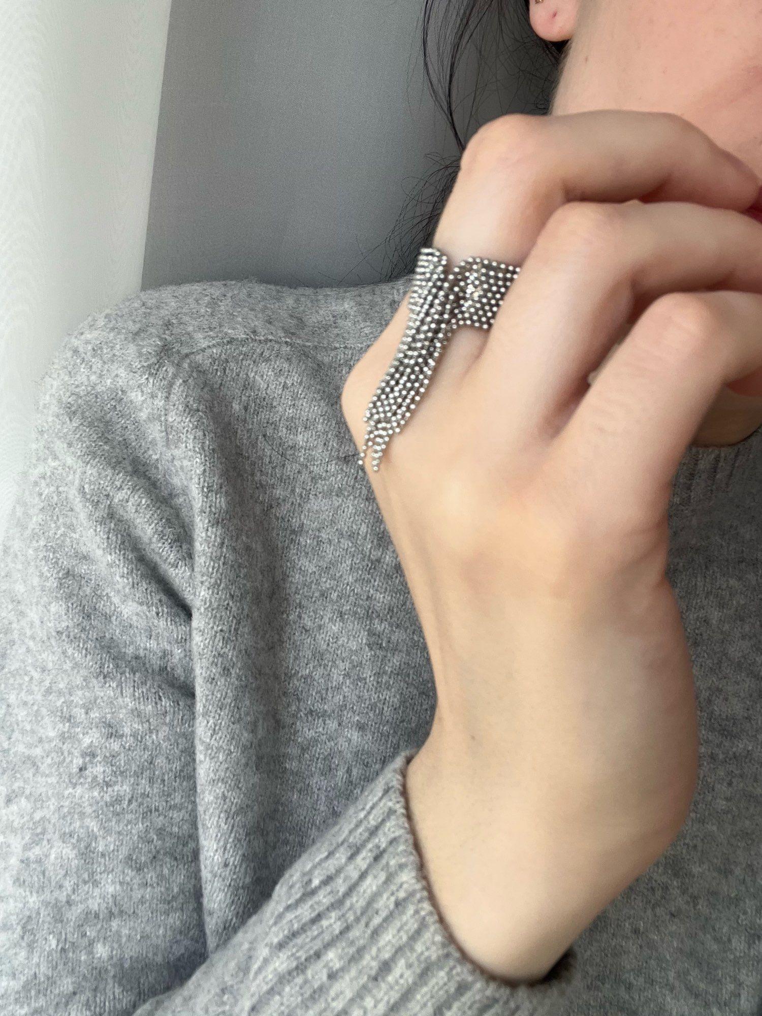 Anillo Maxi Plateado con Flecos – Diseño Moderno en Acero Inoxidable | Ajustable-2