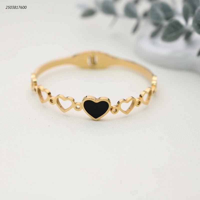 Pulsera Brazalete de Acero Inoxidable Corazones Incluye Caja-2