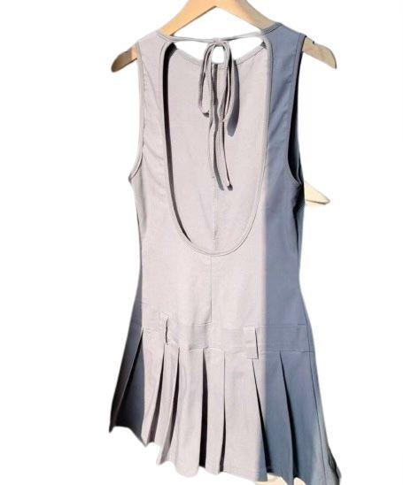 Vestido Corto Gris Tini Tablas -1
